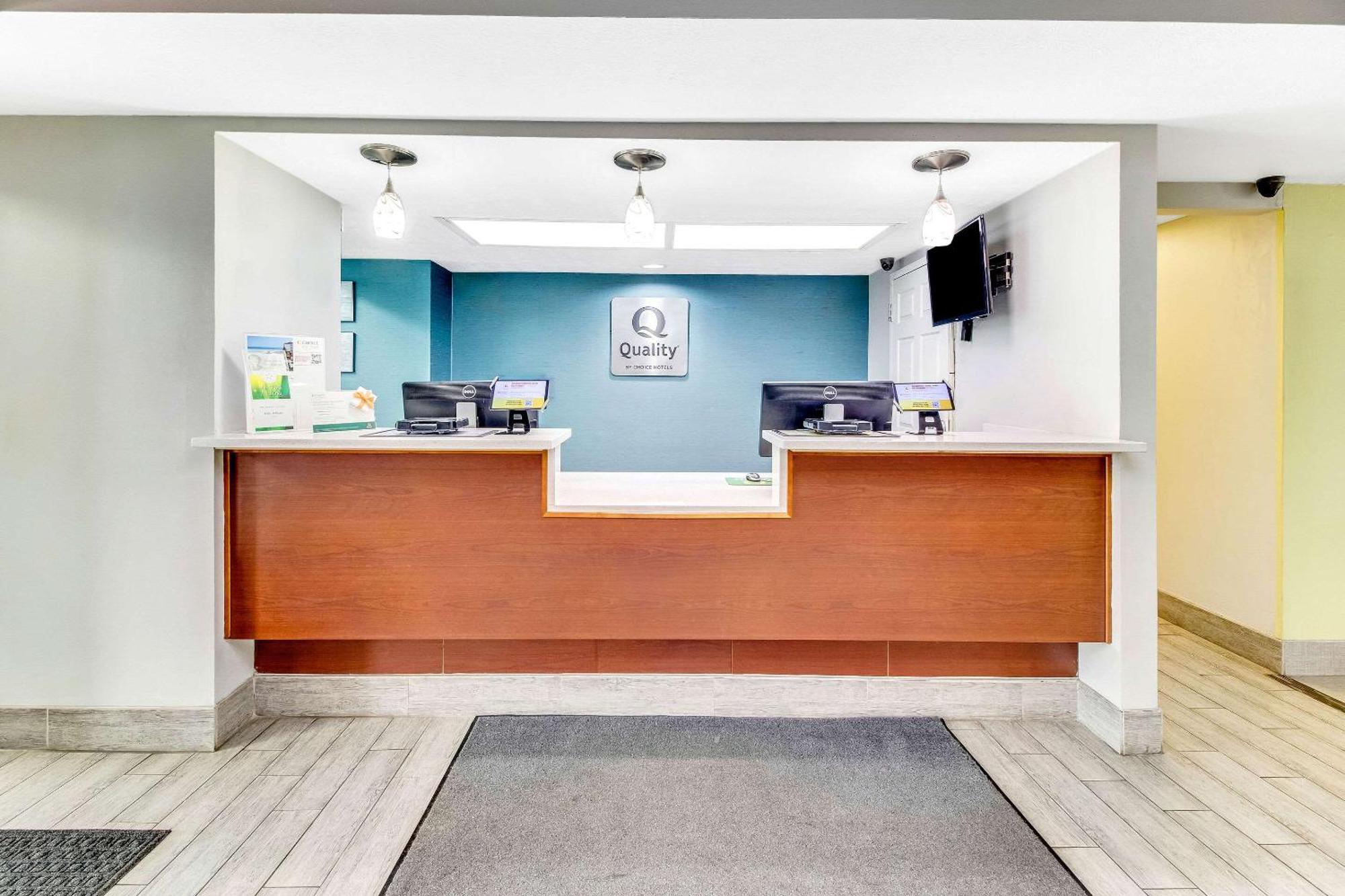 Quality Inn - וויט האוס מראה חיצוני תמונה